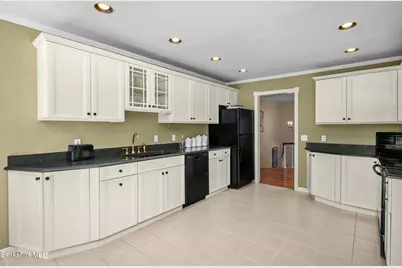 54 Pinehill Ter, North Adams, MA 01247 - Photo 23