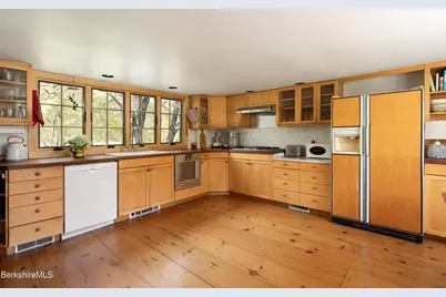 1430 Salisbury Rd, Sheffield, MA 01257 - Photo 3