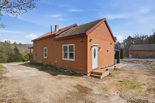 475 W Rd, Clarksburg, MA 01247 - Photo 7