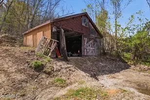 475 W Rd, Clarksburg, MA 01247 - Photo 43