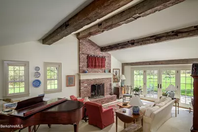 1385 Main St, Williamstown, MA 01267 - Photo 9