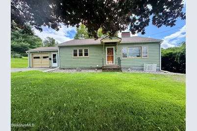 16 Anthony St, Adams, MA 01220 - Photo 29