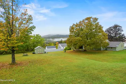 16 Anthony St, Adams, MA 01220 - Photo 3