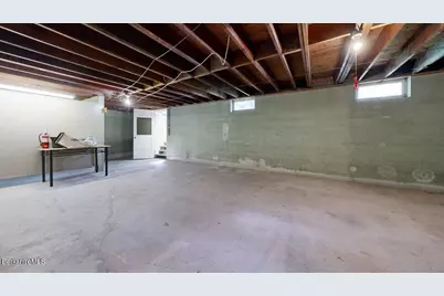 16 Anthony St, Adams, MA 01220 - Photo 23