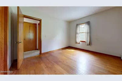 16 Anthony St, Adams, MA 01220 - Photo 19