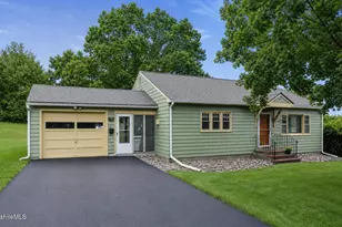 16 Anthony St, Adams, MA 01220 - Photo 1