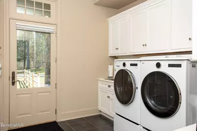 27 Hemlock Hill Rd, Great Barrington, MA 01230 - Photo 33