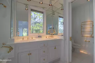 10 Mahkeenac Shores Rd, Stockbridge, MA 01262 - Photo 33