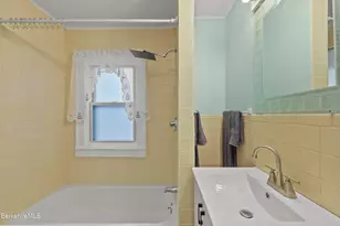 276 Pecks Rd, Pittsfield, MA 01201 - Photo 17