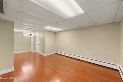 276 Pecks Rd, Pittsfield, MA 01201 - Photo 21