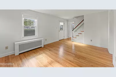 194 Eleanor Rd, Pittsfield, MA 01201 - Photo 7