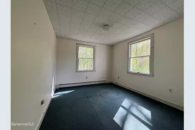 60 Cottage St, Great Barrington, MA 01236 - Photo 27