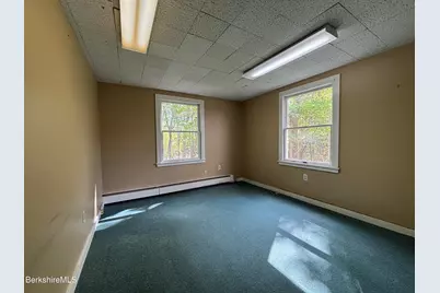 60 Cottage St, Great Barrington, MA 01236 - Photo 29