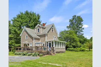 18 Willow Ln, Lenox, MA 01240 - Photo 1