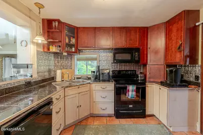 144 Cottage St, Great Barrington, MA 01230 - Photo 13