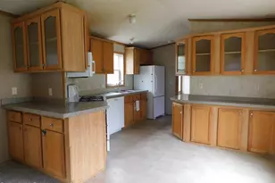 3 Lakewood Cir, Pittsfield, MA 01201 - Photo 7