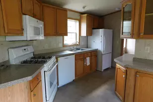 3 Lakewood Cir, Pittsfield, MA 01201 - Photo 5