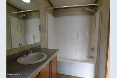 3 Lakewood Cir, Pittsfield, MA 01201 - Photo 23