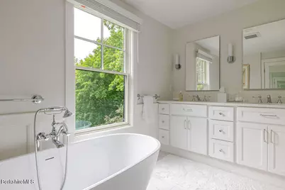 10 Berkshire Heights Rd, Great Barrington, MA 01230 - Photo 37