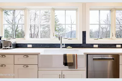10 Berkshire Heights Rd, Great Barrington, MA 01230 - Photo 17
