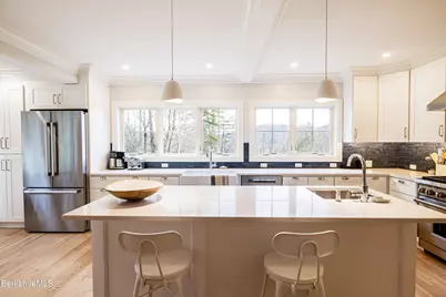 10 Berkshire Heights Rd, Great Barrington, MA 01230 - Photo 25