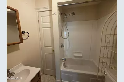 168 Prospect St, North Adams, MA 01247 - Photo 15