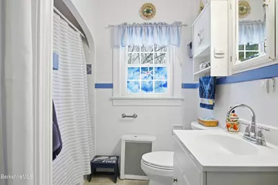 53 Edison Ave, Pittsfield, MA 01201 - Photo 29