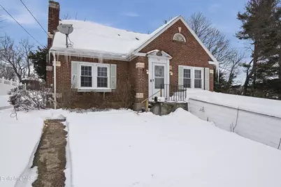53 Edison Ave, Pittsfield, MA 01201 - Photo 3