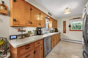 60 Willow St, Adams, MA 01220 - Photo 7