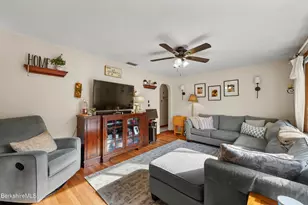60 Willow St, Adams, MA 01220 - Photo 3