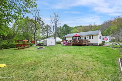 60 Willow St, Adams, MA 01220 - Photo 25