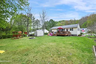 60 Willow St, Adams, MA 01220 - Photo 25