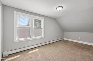34 Upton St, Adams, MA 01220 - Photo 15