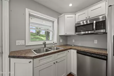 34 Upton St, Adams, MA 01220 - Photo 9