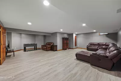63 Blythewood Dr, Pittsfield, MA 01201 - Photo 55