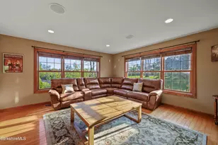 63 Blythewood Dr, Pittsfield, MA 01201 - Photo 5