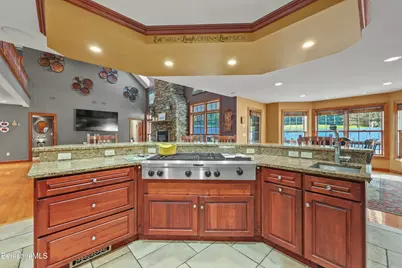 63 Blythewood Dr, Pittsfield, MA 01201 - Photo 23