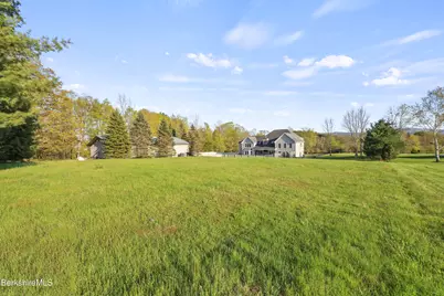 63 Blythewood Dr, Pittsfield, MA 01201 - Photo 61