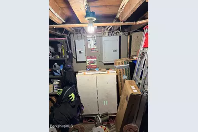 29-31 Chase Ave, North Adams, MA 01247 - Photo 35