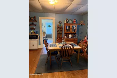 29-31 Chase Ave, North Adams, MA 01247 - Photo 23