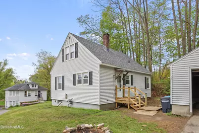 66 Wilson St, Pittsfield, MA 01201 - Photo 25