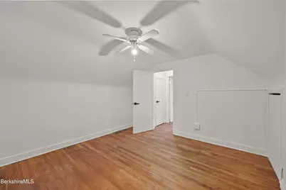 66 Wilson St, Pittsfield, MA 01201 - Photo 23