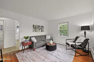 66 Wilson St, Pittsfield, MA 01201 - Photo 5