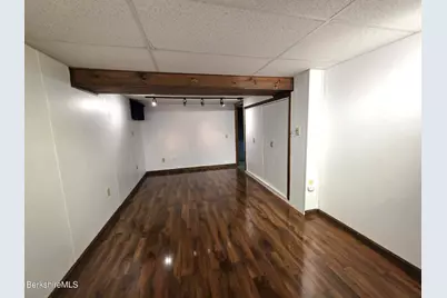 659 Pecks Rd, Pittsfield, MA 01201 - Photo 21