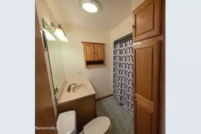 659 Pecks Rd, Pittsfield, MA 01201 - Photo 11
