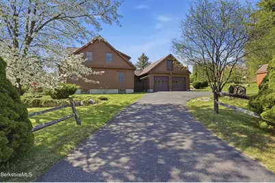85 Via Franco St, Lee, MA 01238 - Photo 3