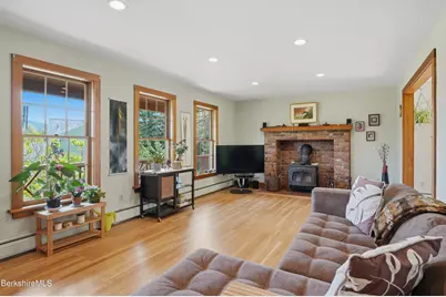 85 Via Franco St, Lee, MA 01238 - Photo 7