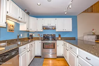 2 Wallace Rd #2E, Stockbridge, MA 01262 - Photo 7