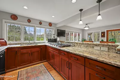 167 Bailey Rd, Lanesborough, MA 01237 - Photo 9
