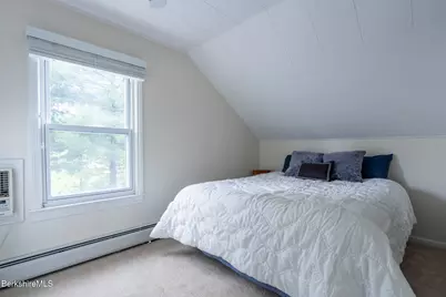15 Sunrise St, Lanesborough, MA 01237 - Photo 25